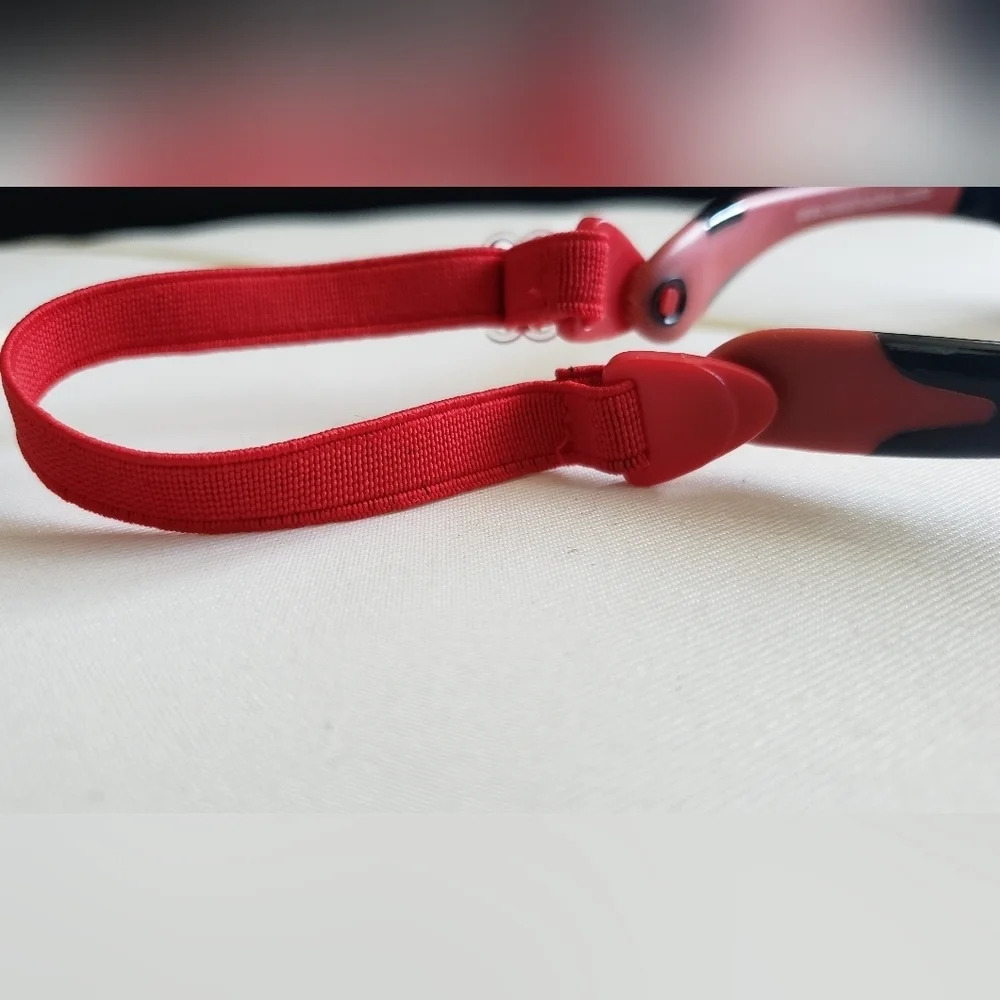 *3/$10 Real Kids Black/Red Flex Fit Removable Band Smoke Lens, 0+
